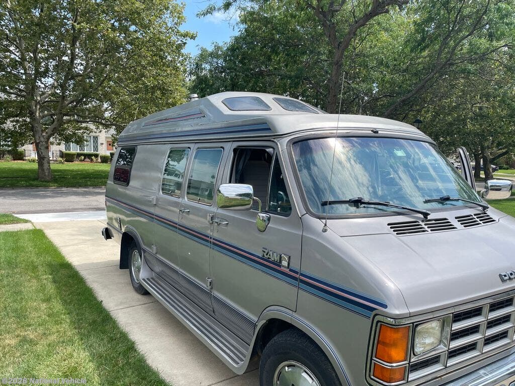 1989 Roadtrek Popular 190 - Used Class B For Sale by National Vehicle in Buffalo, New York