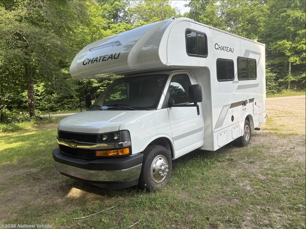2026 Thor Motor Coach Chateau 19X - Used Class C For Sale by National Vehicle in Hulbert, Michigan