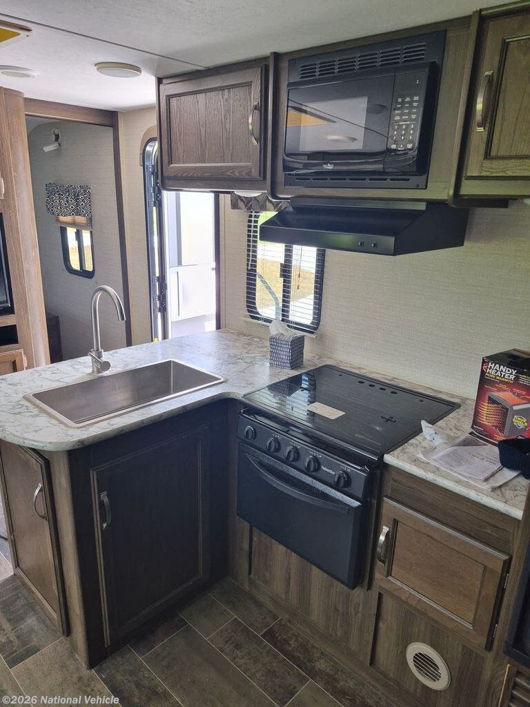 2019 Bullet Ultra Lite 277BHS by Keystone from National Vehicle in St. Augustine, Florida