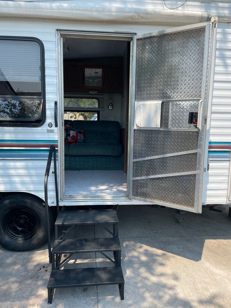 Used 1994 Fleetwood Mallard 28R available in Price, Utah