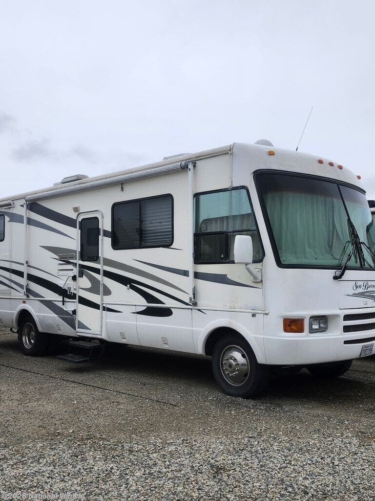 2004 National RV Sea Breeze 8311LX - Used Class A For Sale by National Vehicle in North Branch, Minnesota