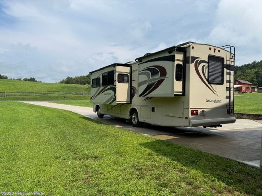 2019 Forest River Georgetown GT3 30X - Used Class A For Sale by National Vehicle in Saltsburg, Pennsylvania