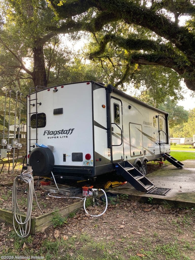 2022 Forest River Flagstaff Super Lite 26RKBS - Used Travel Trailer For Sale by National Vehicle in Pensacola, Florida