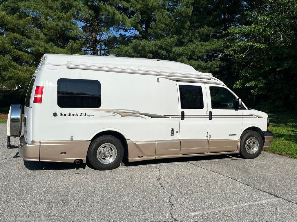 2006 Popular 210 by Roadtrek from National Vehicle in Wilmington, Delaware