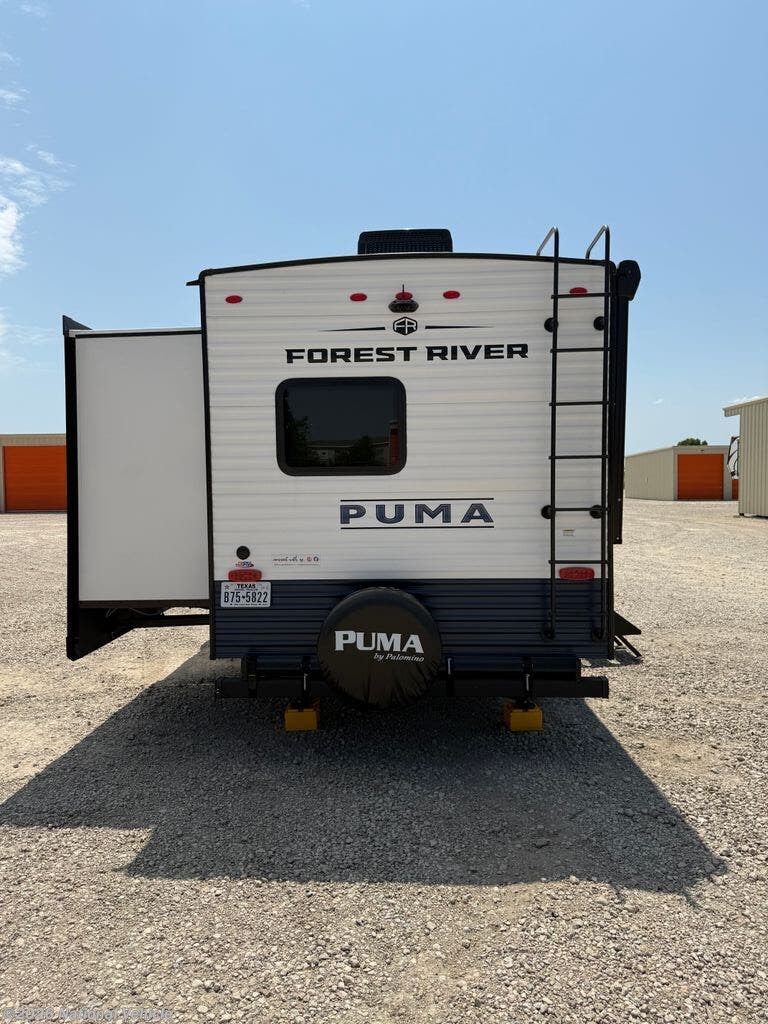 2025 Palomino Puma 32BHQS - Used Travel Trailer For Sale by National Vehicle in Waxahachie, Texas