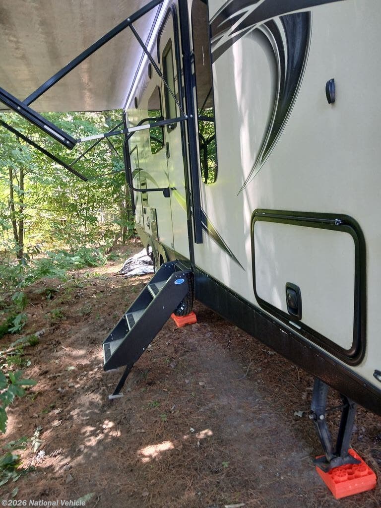 Used 2015 Keystone Bullet Premier 22RBPR available in Hermon, Maine