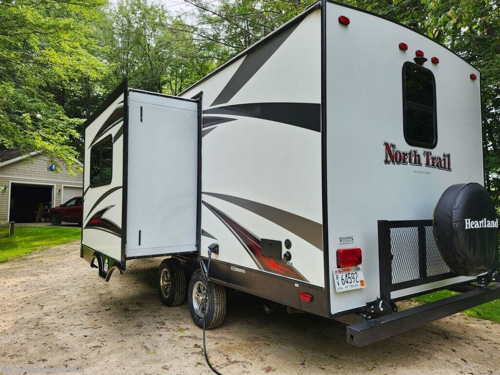 2018 Heartland North Trail 21FBS - Used Travel Trailer For Sale by National Vehicle in Shawano, Wisconsin