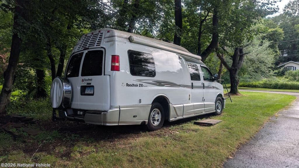 2008 Roadtrek Popular 210 - Used Class B For Sale by National Vehicle in Shelton, Connecticut