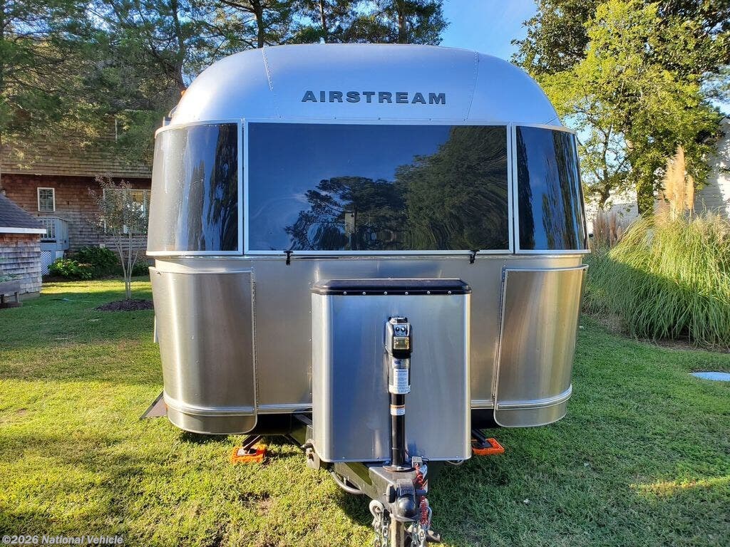 2021 Globetrotter 30RB Twin by Airstream from National Vehicle in Piney Point, Maryland
