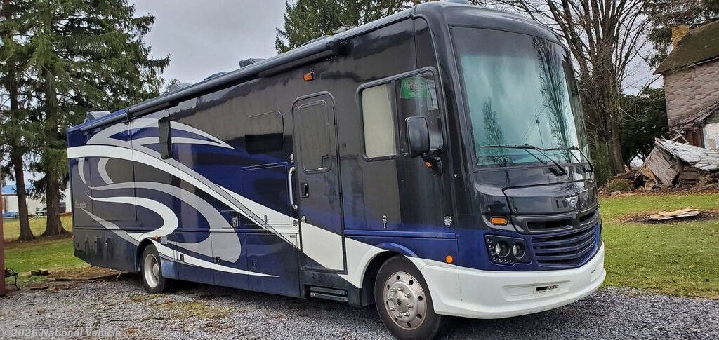 2018 Fleetwood Bounder 35K - Used Class A For Sale by National Vehicle in Clearfield, Pennsylvania