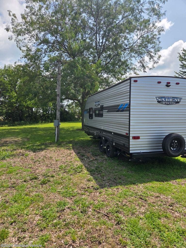 2021 Forest River Salem Cruise Lite 171RBXL - Used Travel Trailer For Sale by National Vehicle in Onarga, Illinois