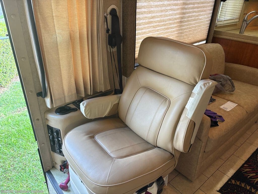 Used 2009 Monaco RV Cayman 35SBD available in Tallahassee, Florida