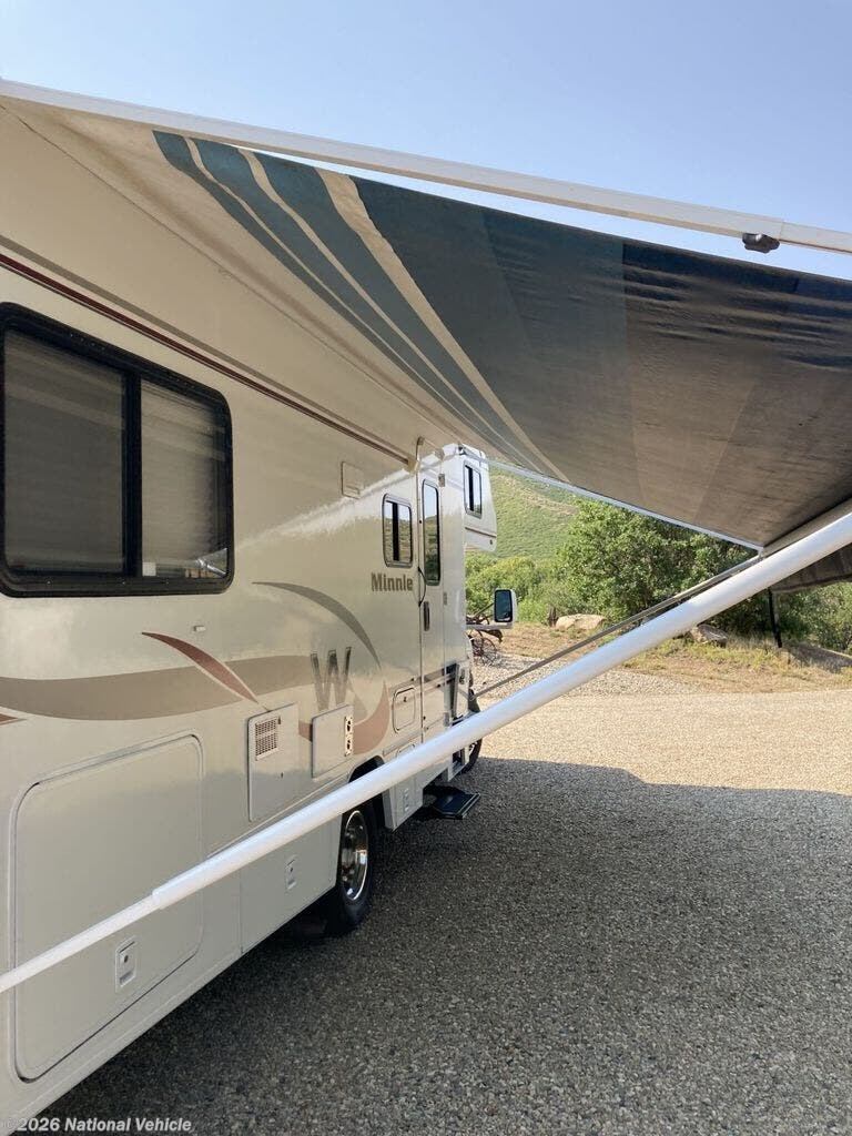 2005 Minnie Winnie 26A by Winnebago from National Vehicle in Mancos, Colorado