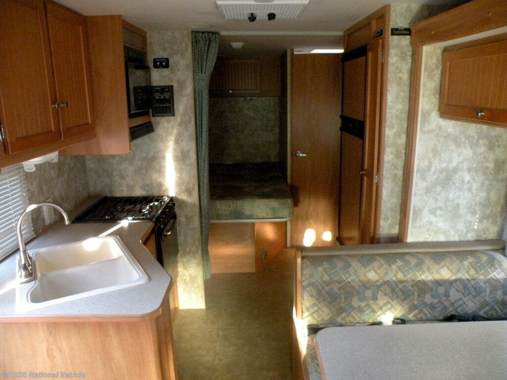 Used 2007 Winnebago Access 26A available in Hawthorne, California