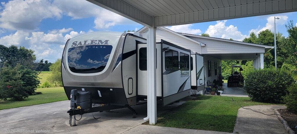 2023 Forest River Salem Hemisphere 270FKS - Used Travel Trailer For Sale by National Vehicle in Kinston, North Carolina
