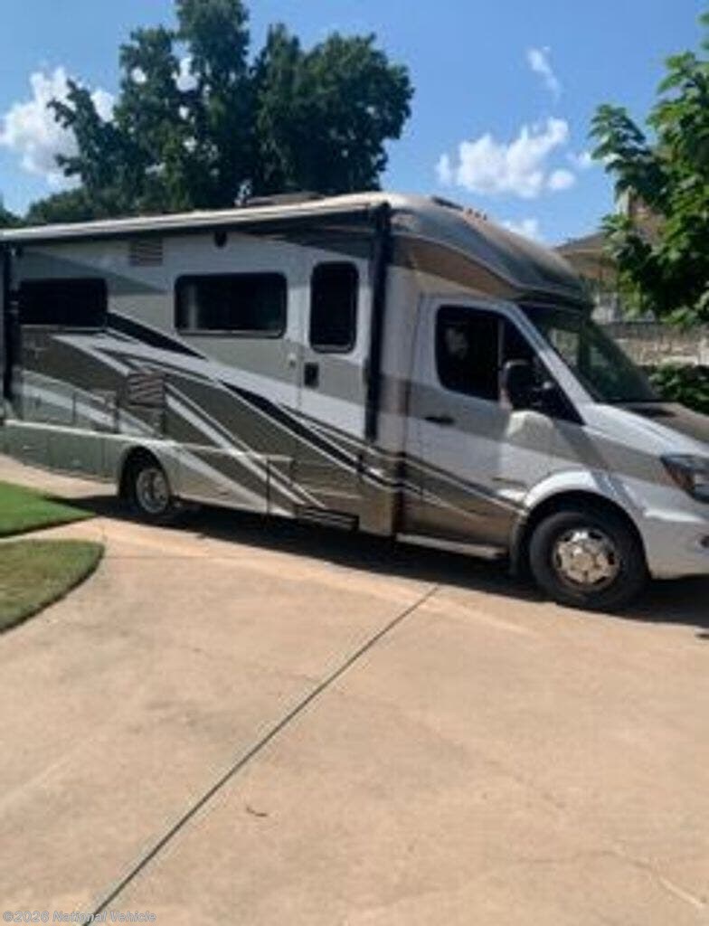 2016 View 24J by Winnebago from National Vehicle in Tulsa, Oklahoma