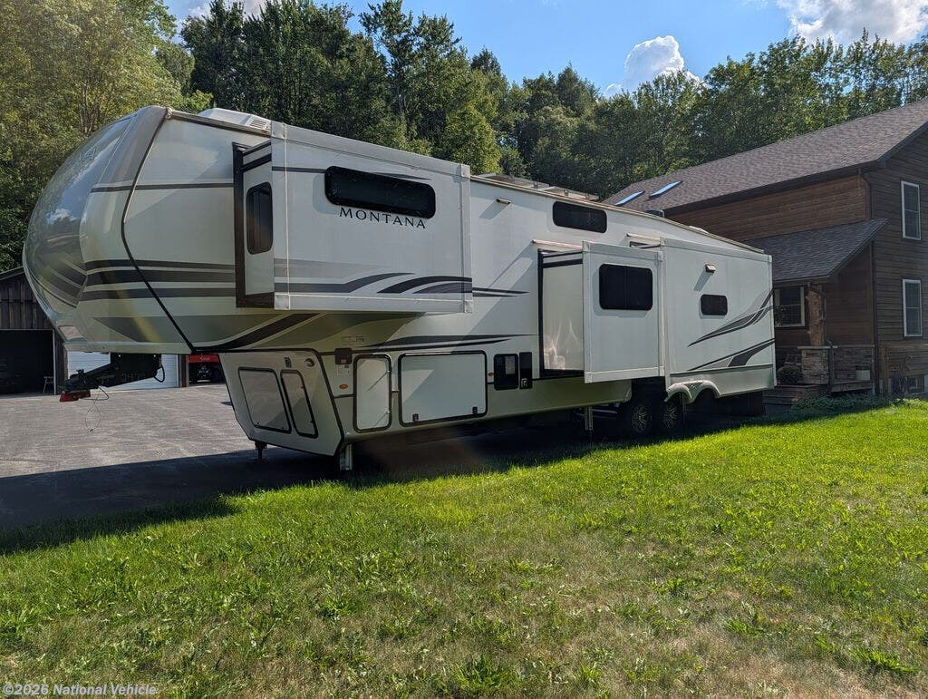 2022 Montana 3855BR by Keystone from National Vehicle in Taberg, New York