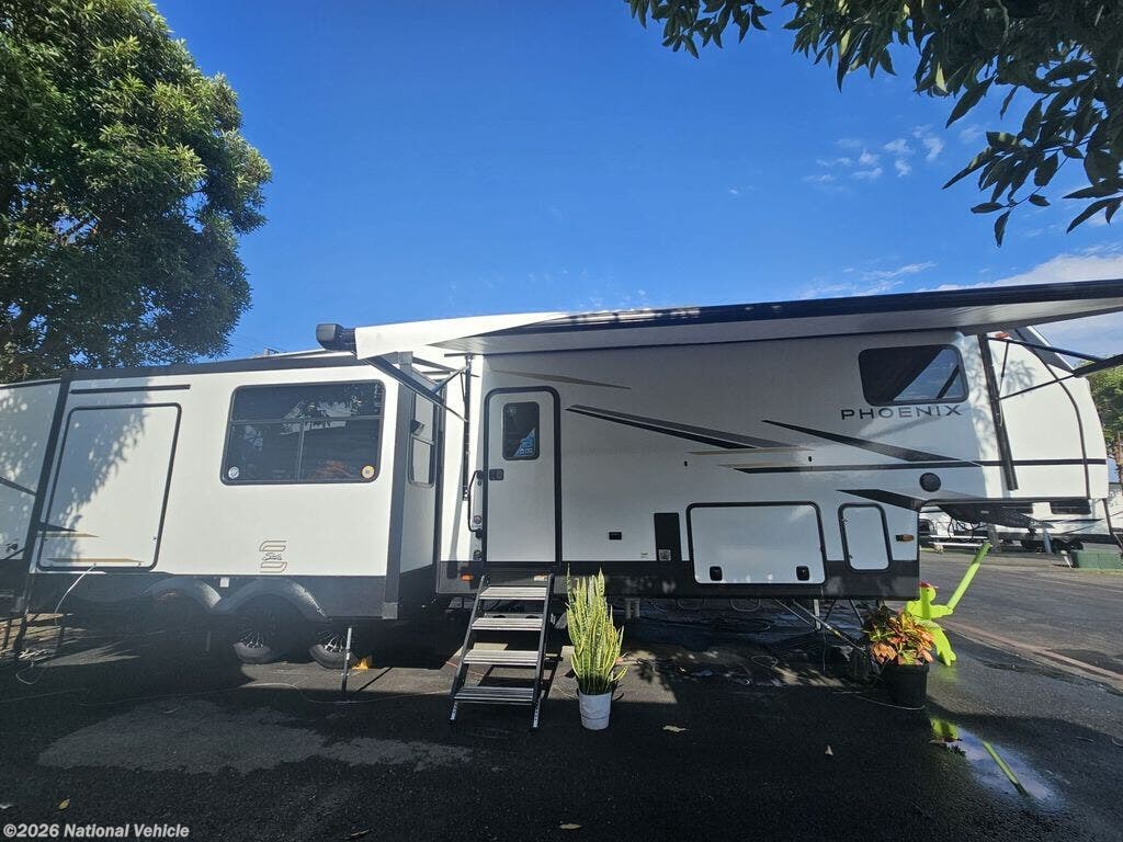 2025 Shasta Phoenix 373MBRB - Used Fifth Wheel For Sale by National Vehicle in Orange City, California