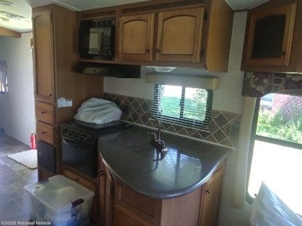 Used 2013 CrossRoads Sunset Trail Reserve 30RE available in Warren, Ohio