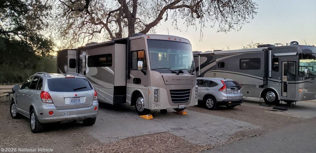 2016 Winnebago Sightseer 33C - Used Class A For Sale by National Vehicle in Santa Barbara, California