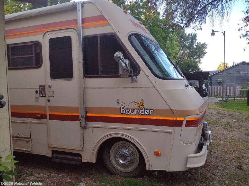 1989 Fleetwood Bounder 33W - Used Class A For Sale by National Vehicle in Bosie, Idaho