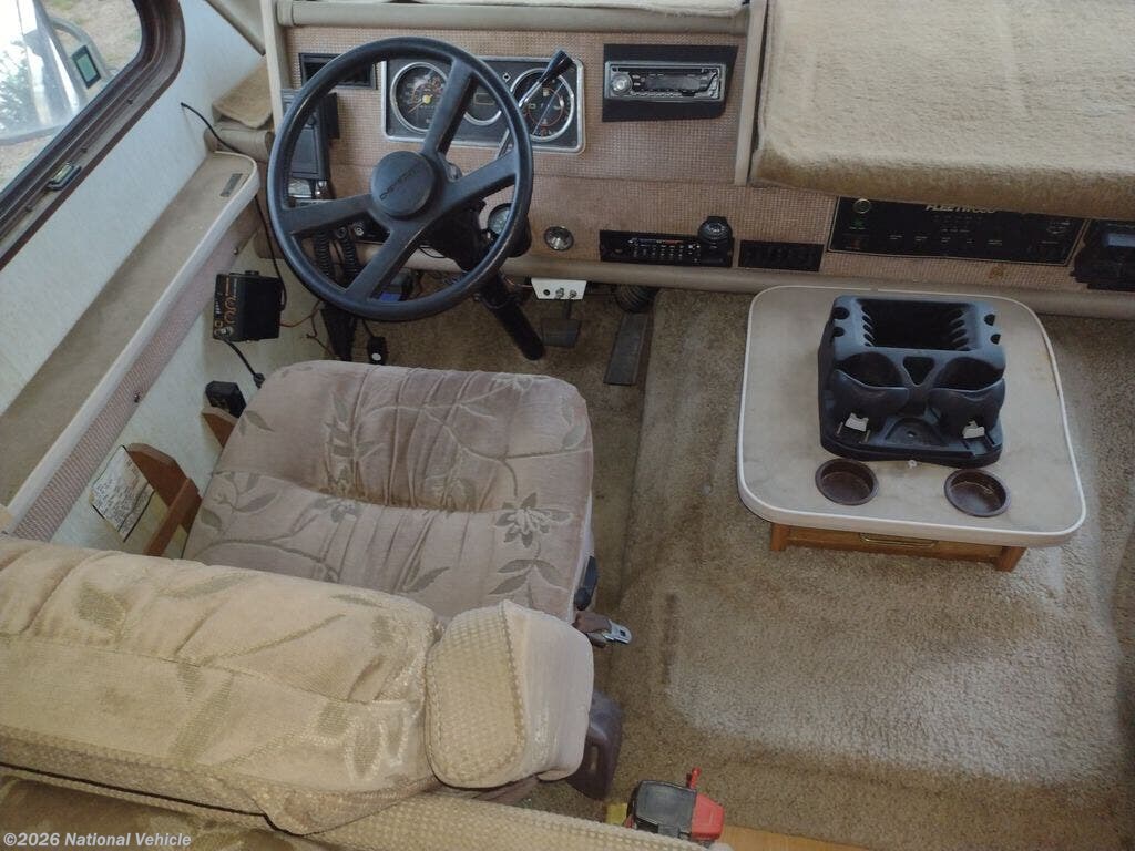 1989 Bounder 33W by Fleetwood from National Vehicle in Bosie, Idaho