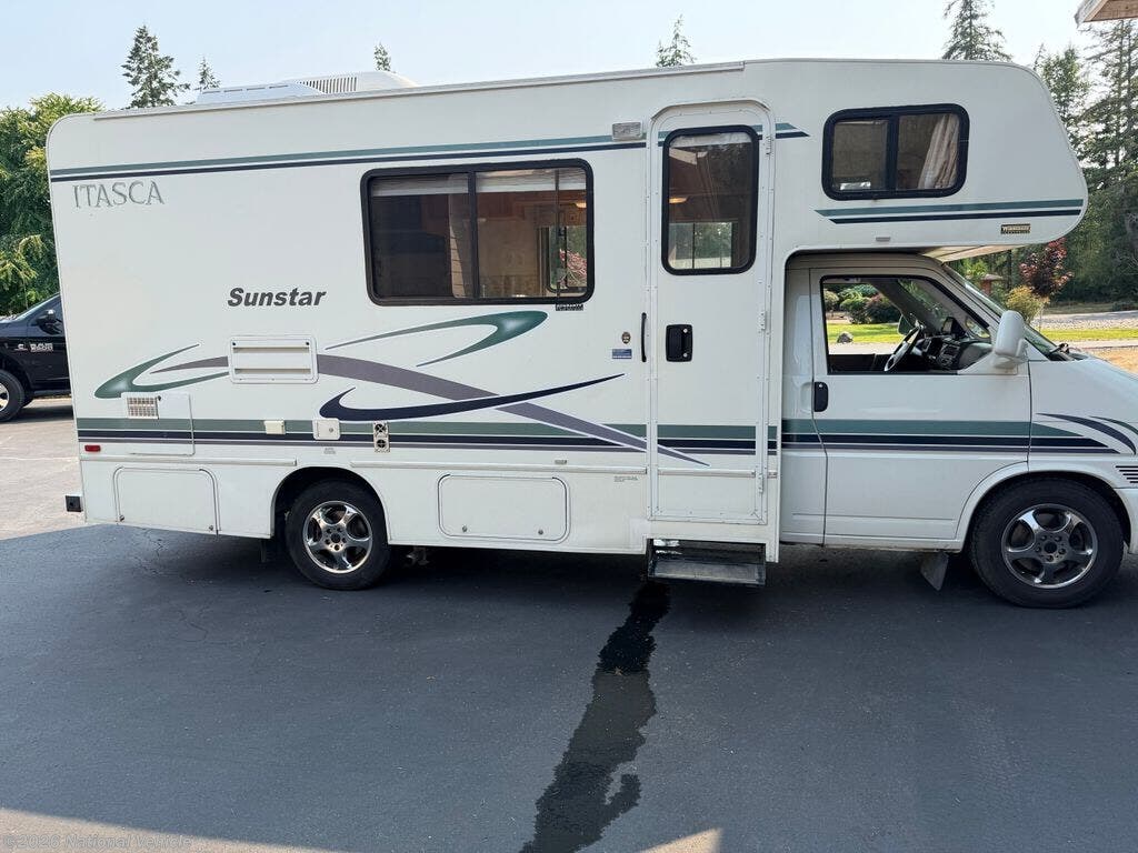2004 Sunstar 21B-VW by Itasca from National Vehicle in Grapeview, Washington