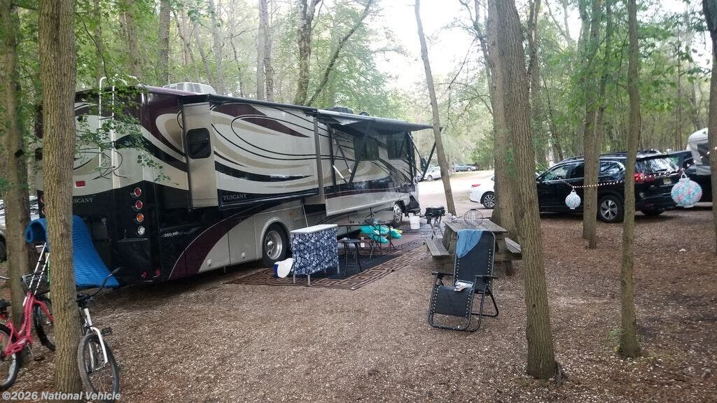 2010 Tuscany 4051 by Damon from National Vehicle in Dennis, New Jersey