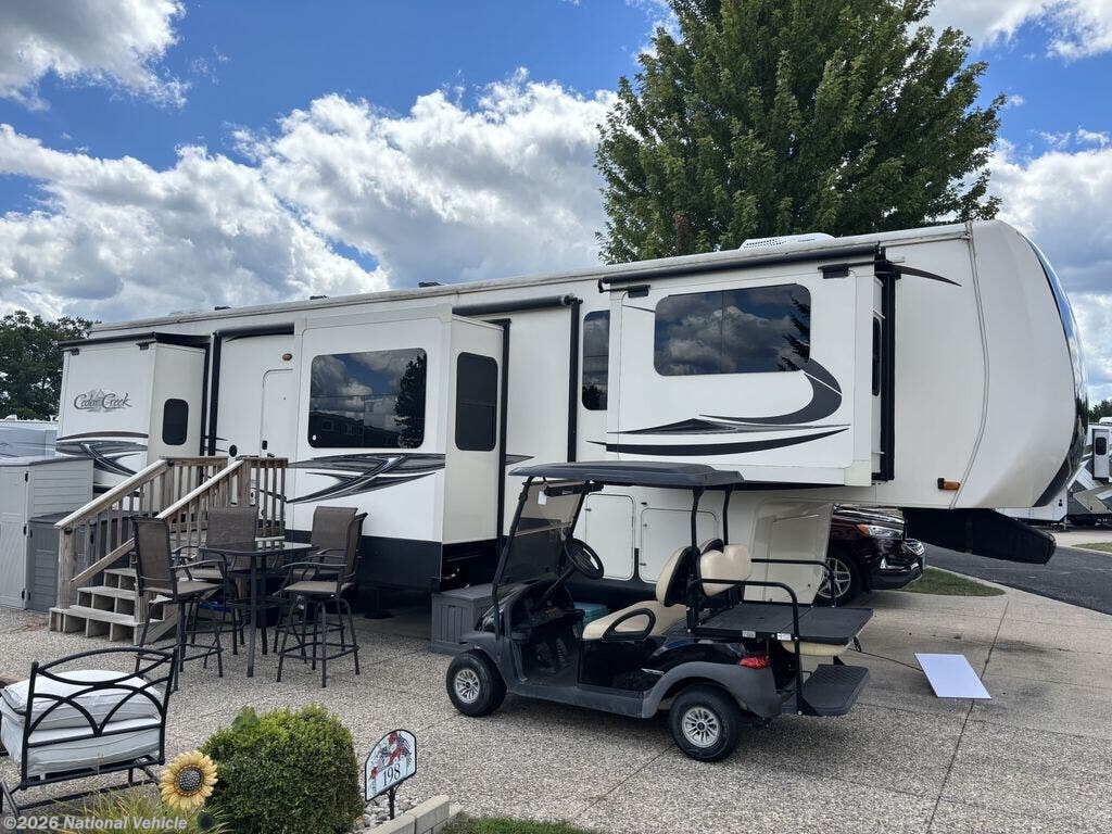 2020 Forest River Cedar Creek Hathaway 38FLX - Used Fifth Wheel For Sale by National Vehicle in Stanwood, Michigan