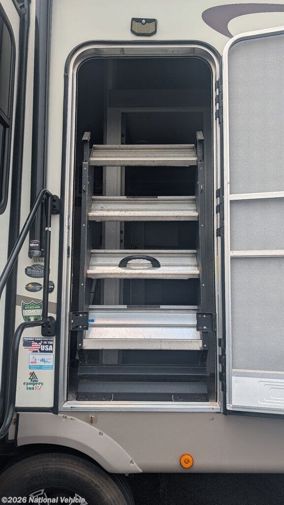 2021 Forest River Wildwood Heritage Glen 369BL - Used Fifth Wheel For Sale by National Vehicle in Goldsboro, North Carolina