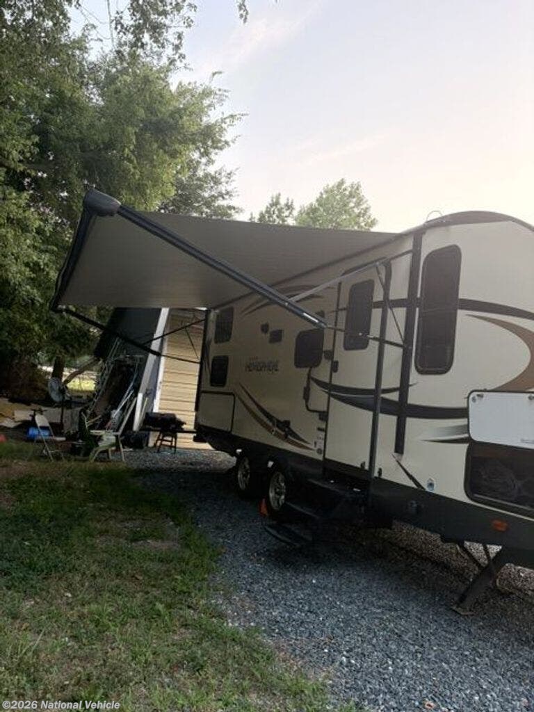 2017 Salem Hemisphere Hyper-Lyte 24BHHL by Forest River from National Vehicle in Bivalve, Maryland