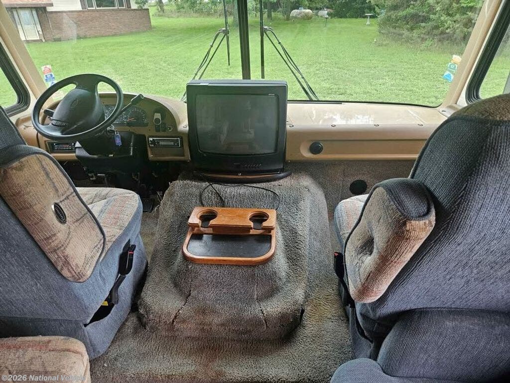 2002 Fiesta 31H by Fleetwood from National Vehicle in Shelby, Nebraska