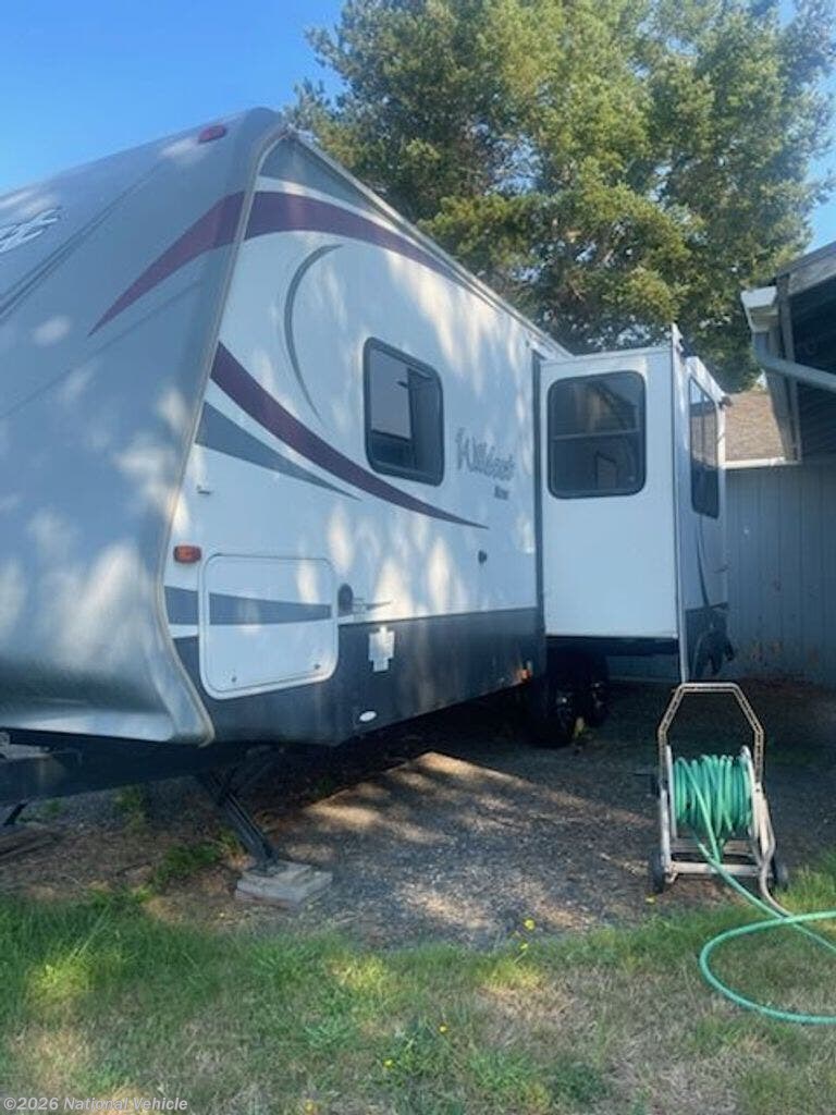 2014 Forest River Wildcat Maxx 24RG - Used Travel Trailer For Sale by National Vehicle in Snohomish, Washington