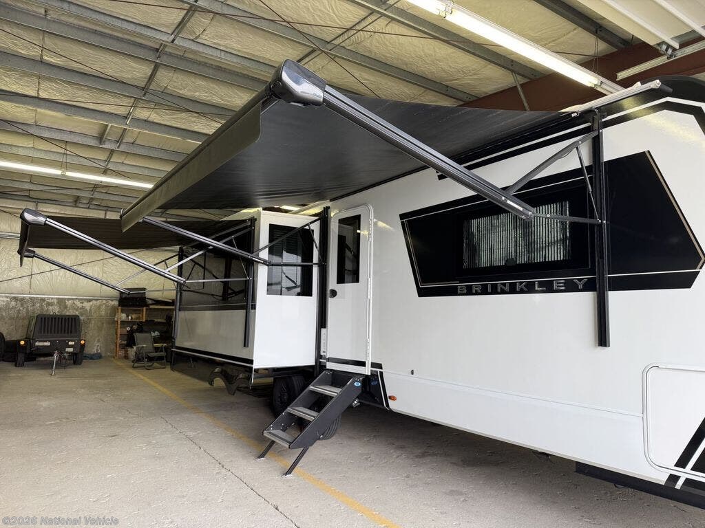 2025 Brinkley RV Model Z AIR 297 - Used Travel Trailer For Sale by National Vehicle in Wenatchee, Washington