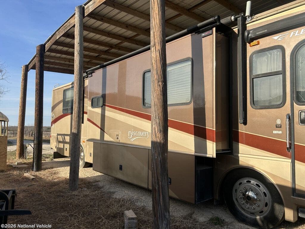 2007 Discovery 39J by Fleetwood from National Vehicle in Marion, Texas