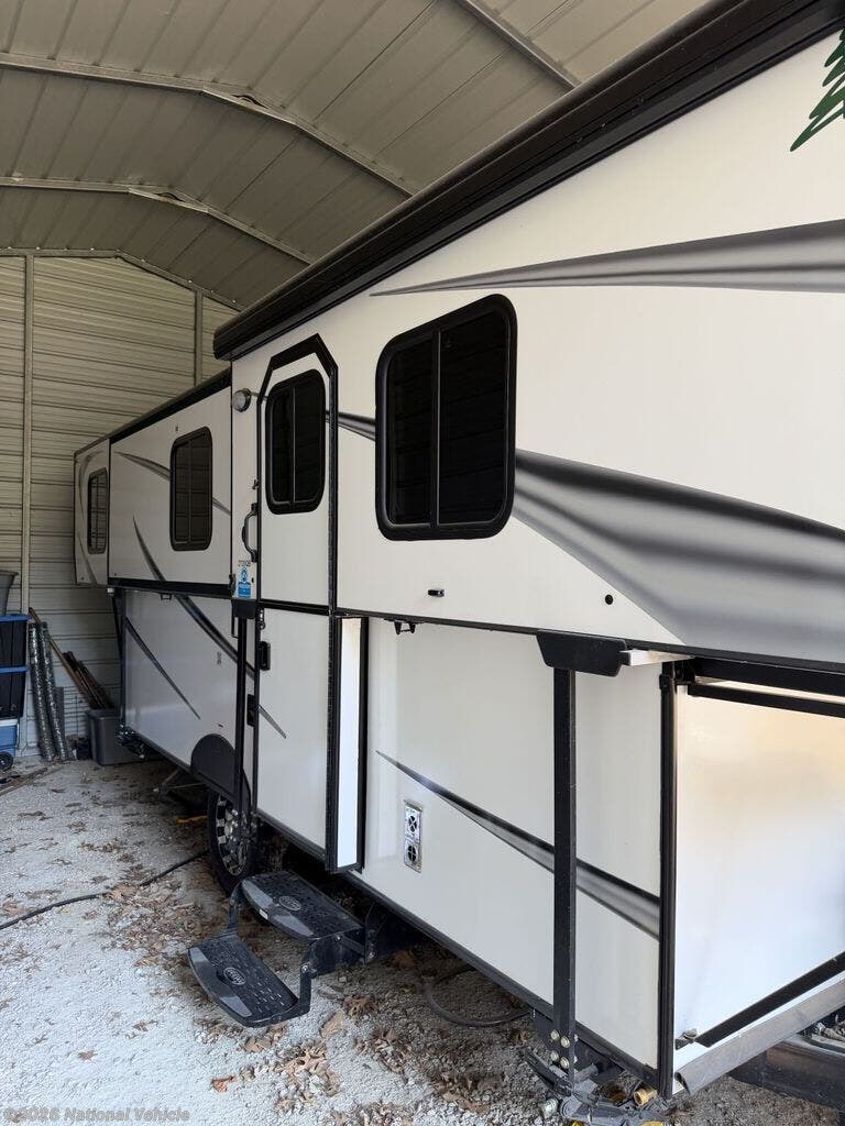 2025 TrailManor 2720QB - Used Travel Trailer For Sale by National Vehicle in Nevada, Missouri