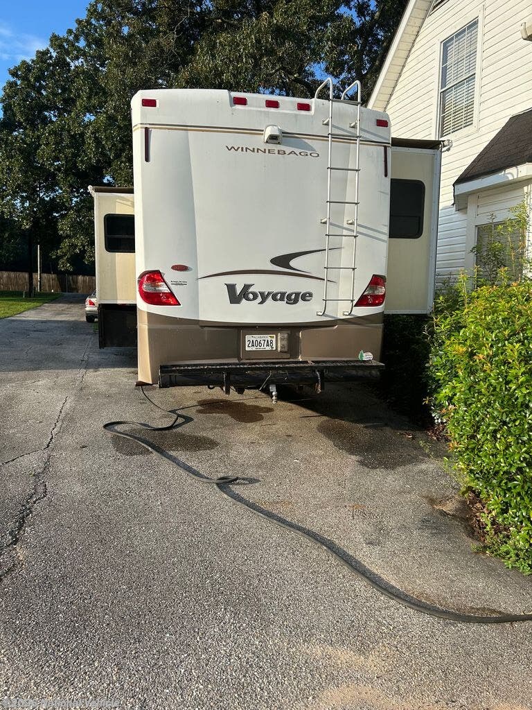 2006 Voyage 33V by Winnebago from National Vehicle in Semmes, Alabama