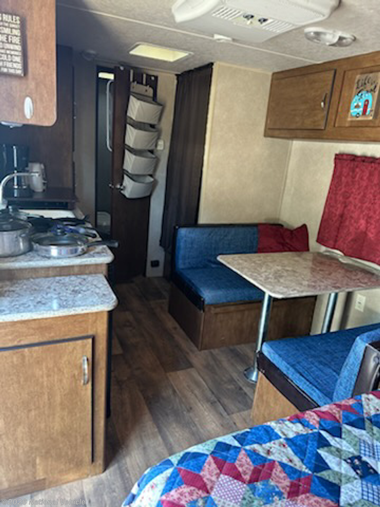 Used 2016 Forest River Wildwood X-Lite FS 195BH available in Red Oak, Texas