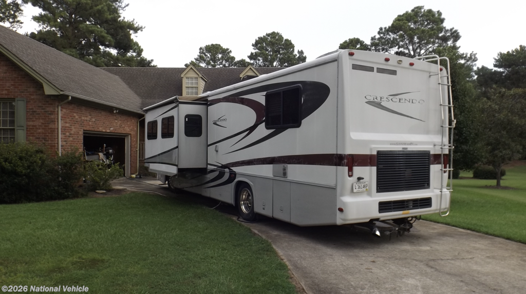 2004 Gulf Stream Crescendo 8356 - Used Class A For Sale by National Vehicle in Florence, South Carolina