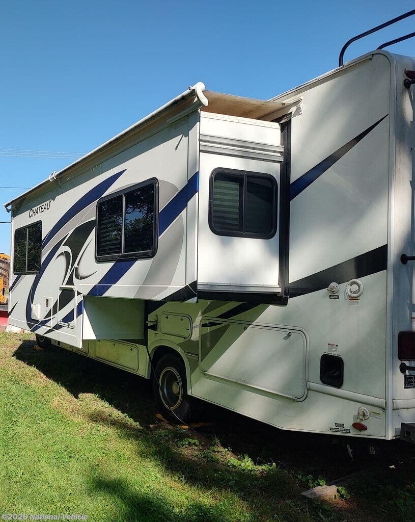 Used 2022 Thor Motor Coach Chateau 27R available in Macedon, New York