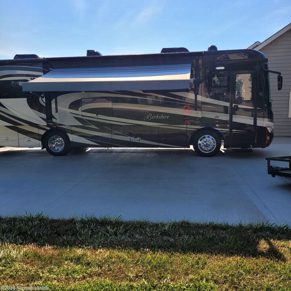 2015 Forest River Berkshire 34QS - Used Class A For Sale by National Vehicle in Topeka, Kansas