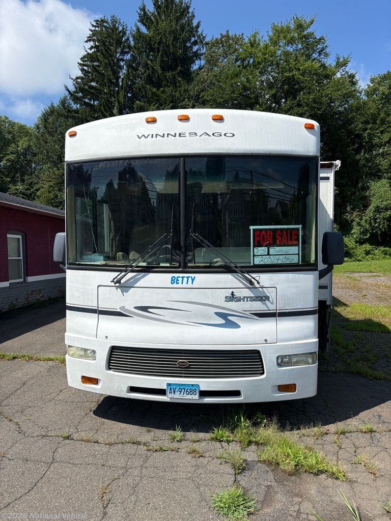 2005 Winnebago Sightseer 29R - Used Class A For Sale by National Vehicle in Hamden, Connecticut