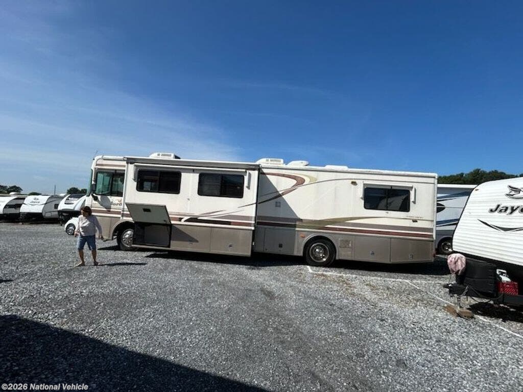 2002 Fleetwood Bounder 39Z - Used Class A For Sale by National Vehicle in Marietta, Pennsylvania