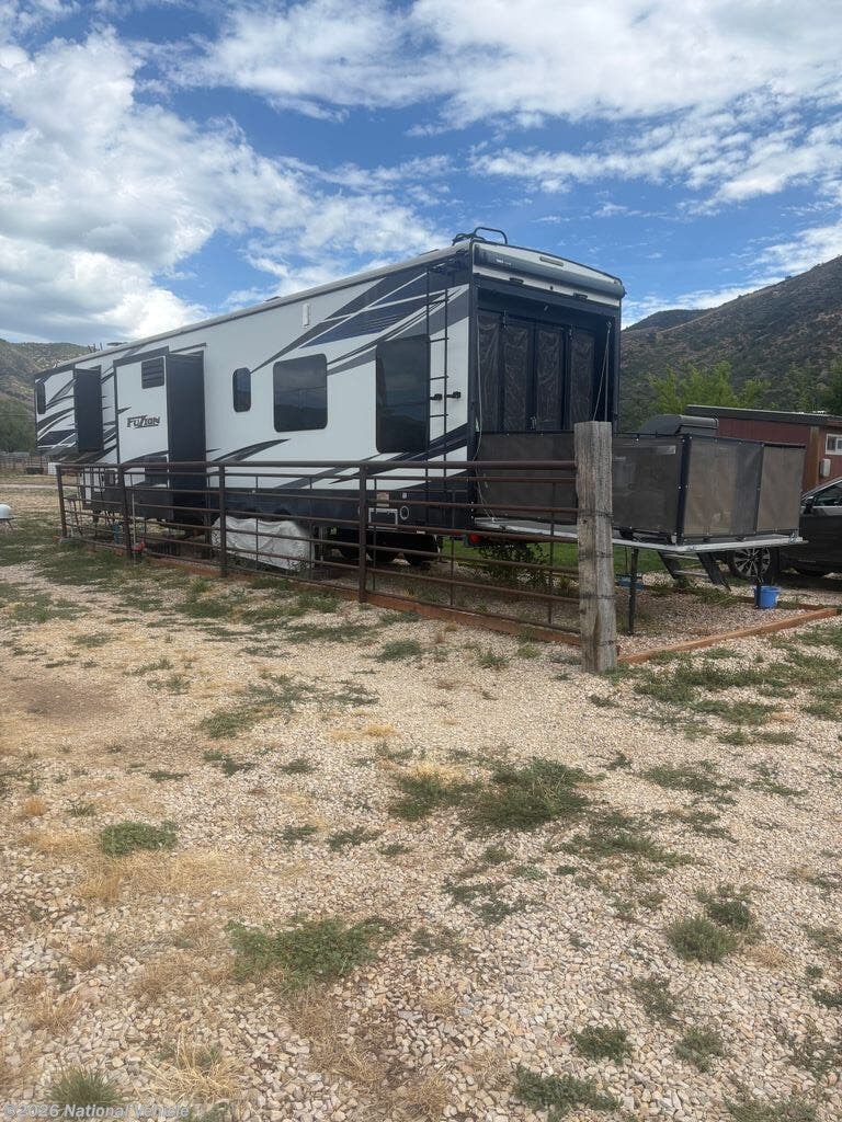 2018 Fuzion 417 by Keystone from National Vehicle in Wickenburg, Arizona
