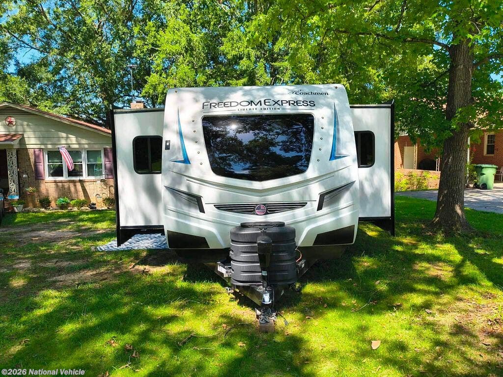 2020 Coachmen Freedom Express Liberty 321FEDSLE - Used Travel Trailer For Sale by National Vehicle in Lancaster, South Carolina