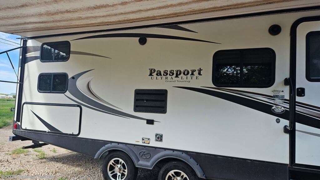 2018 Keystone Passport Grand Touring 2670BH - Used Travel Trailer For Sale by National Vehicle in Big Springs, Nebraska