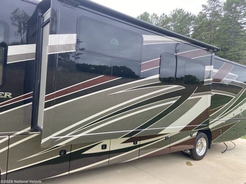 2022 Thor Motor Coach Challenger 35MQ - Used Class A For Sale by National Vehicle in Dobson, North Carolina
