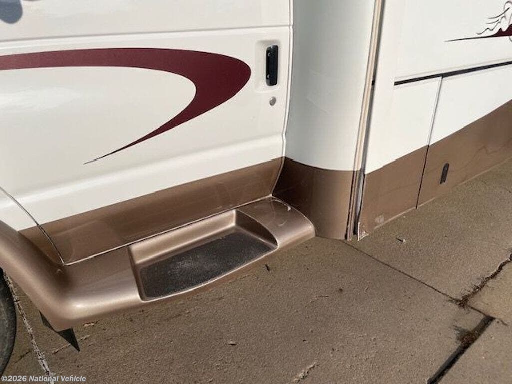 2007 Bigfoot Motorhomes 27 - Used Class C For Sale by National Vehicle in Manhattan, Kansas