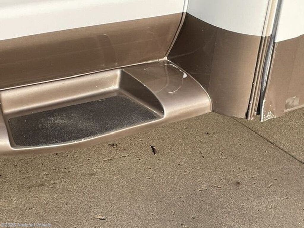 2007 Motorhomes 27 by Bigfoot from National Vehicle in Manhattan, Kansas