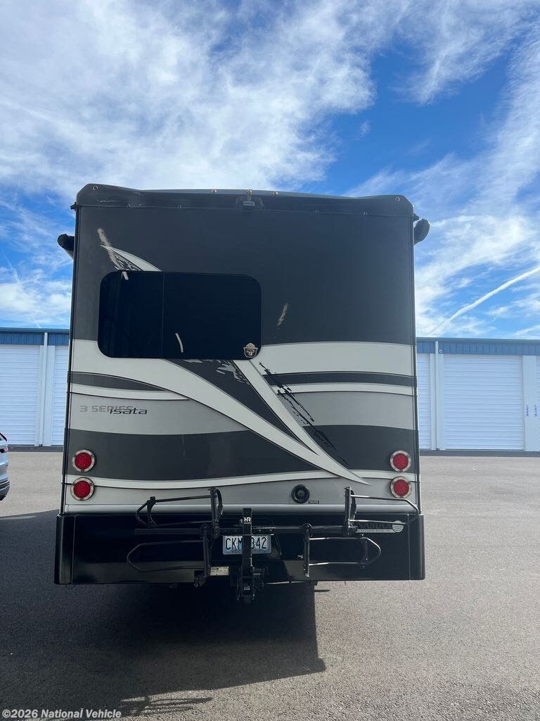 2016 Dynamax Corp Isata 3 24FW - Used Class C For Sale by National Vehicle in Vancouver, Washington